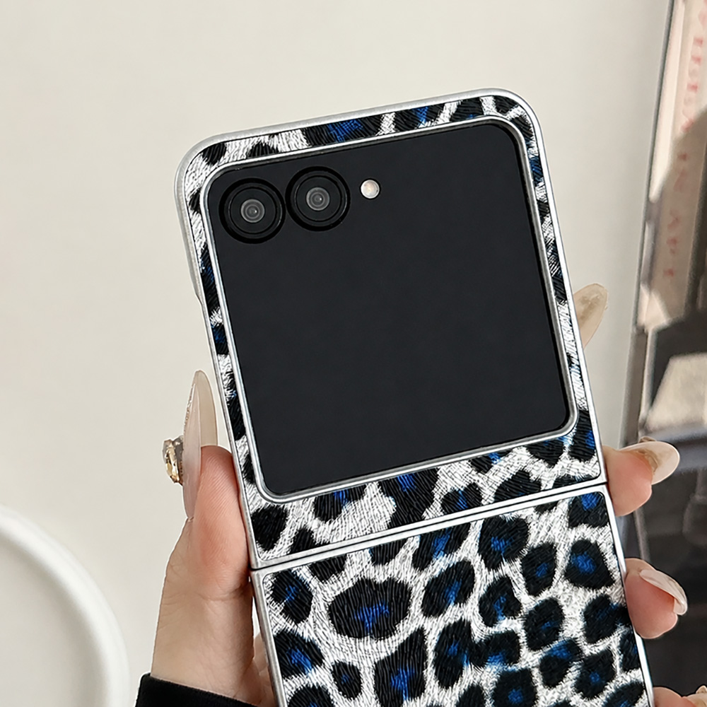ヒョウ柄折りたたみフリップ電話ケース Motorola Ra - Photography Product のレビューと価格