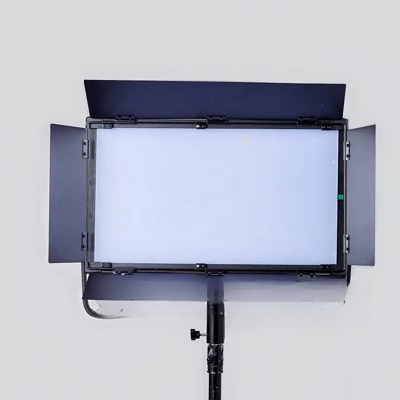 Yidoblo A-2200IIX 中国製ビデオライト 70 - Photography Videos のレビューと価格