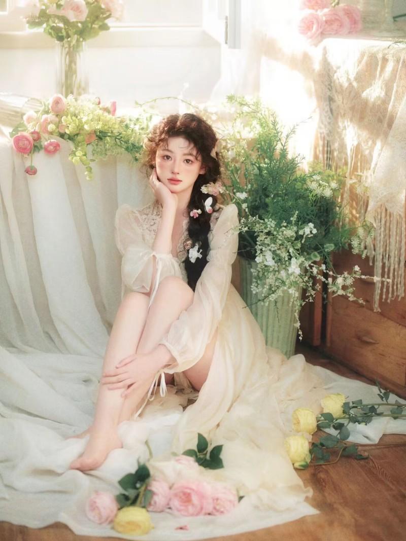 芸術的な写真スタジオのヴィンテージレーススカート、美しい純粋 - Photography Online のレビューと価格